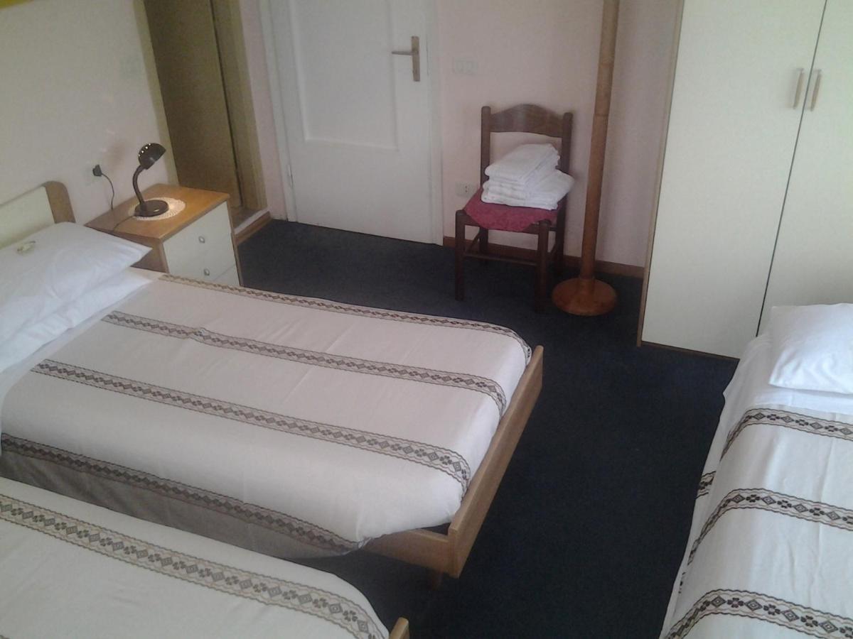 Hotel Poggio D'Oro Riva di Solto Phòng bức ảnh